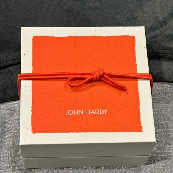 John Hardy Silver Lahar Ring with Diamonds size 7 new with box - Picture 9 of 12